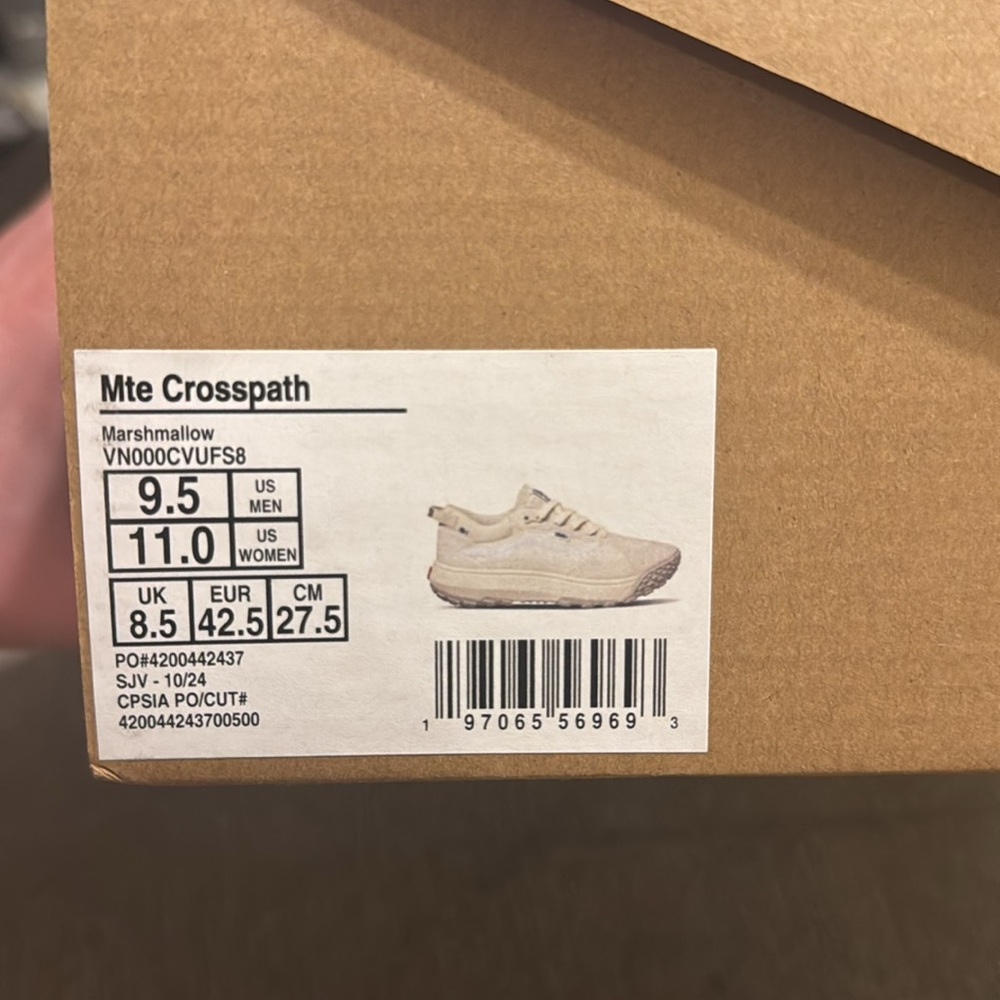 Vans Off-White Athletic Sneakers - Picture 16 of 16